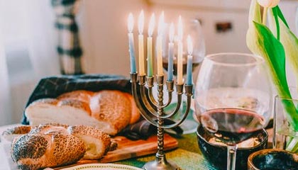 开云网页-球队比拼：哪些球队将成为季后赛最大黑马？，季后赛球员排名